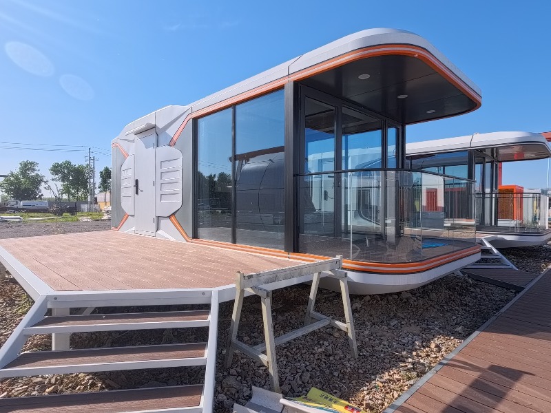 Modern Space Capsule Tiny Hous - Airbnb Smart Home review and price